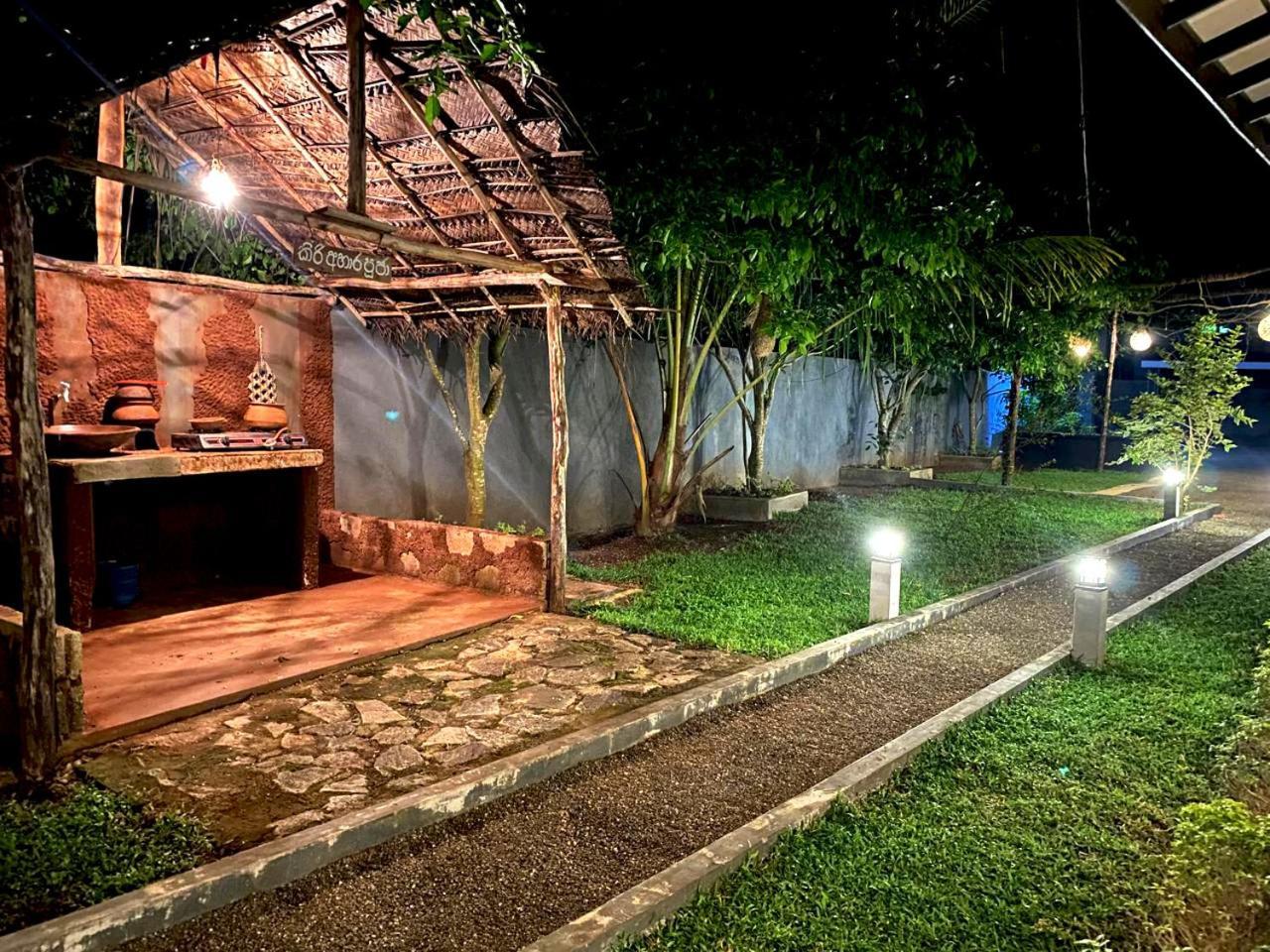 אנוראדפורה Athyantha Resort מראה חיצוני תמונה